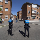 Una de las calles del barrio de Las Viudas, donde terminó la persecución policial.-PABLO REQUEJO / PHOTOGENIC