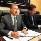 El consejero de Educación, Juan José Mateos, comparece en la Comisión de Hacienda de las Cortes para explicar los presupuestos de su departamento para 2015-Ical