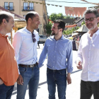 El secretario general del PSOE de Castilla y León, Luis Tudanca, visita el XIX Mercado Barroco del Real Sitio de San Ildefonso.-ICAL