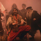 Una imagen de ‘De fuera vendrá...’, con los actores de Morboria Teatro.-E.M.