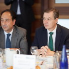 El presidente del Consejo Económico y Social (CES) de Castilla y León, Germán Barrios García (D) y el delegado de la Junta, Manuel López, participan en el Foro sobre infraestructuras organizado por El Mundo-Castilla y León.-ICAL