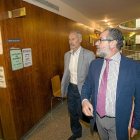 Antonio Bernardo Samaniego junto a su abogado, Jesús García Verdugo, derecha, el día de su declaración.-PABLO REQUEJO /PHOTOGÉNIC