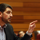 El viceportavoz del Grupo Socialista, David Jurado, durante su intervención en el Pleno de las Cortes-Ical