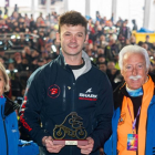 Víctor López recoge el Pingüino de Oro de la 41ª edición. -PHOTOGENIC