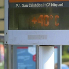Imagen de un termómetro durante la pasada ola de calor en el mes de junio.