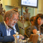 El concejal de Urbanismo, Manuel Saravia, interviene ayer en el Pleno.-MIGUEL ÁNGEL SANTOS (PHOTOGENIC)