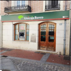 Banco de Unicaja en Aldeamayor donse se produjo el intento de robo. | E.M.