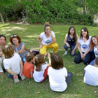 Un grupo de familias monoparentales se unió a la celebración del Día de la Familia  que organizó la Asociación Monocyl en Valladolid.-J. M. LOSTAU