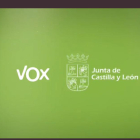 Una de las imágenes del vídeo con los logos de Vox, la Junta y el fondo verde. E.M.
