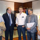 El presidente del Junta, JuanVicente Herrera, con sindicalistas que participan en el seminario-ICAL