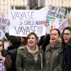 Concentración para exigir una solución a la suspensión de las oposiciones de enfermería, convocada por CCOO, UGT y CSI-F.-ICAL