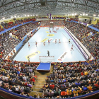 Vista panorámica del pabellón Huerta del ey ayer en el España-Noruega de la EHFEuro Cup.-J. M. LOSTAU