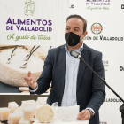 El vicepresidente primero de la Diputación de Valladolid, Víctor Alonso, en la presentación de la promoción del sector quesero vallisoletano. -E M.