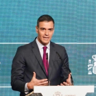 Comparecencia del presidente del Gobierno de España, Pedro Sánchez, tras la llegada del tren que inaugura la variante de Pajares de la Línea de Alta Velocidad Madrid-Asturias con la presencia del rey Felipe VI, acompañado del ministro de Transportes y Movilidad Sostenible, Óscar Puente, y los presidentes de Asturias y Castilla y León, Adrián Barbón y Alfonso Fernández Mañueco, entre otras autoridades. -ICAL