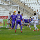 Jugada en la que el árbitro anula un gol a Rodri por presunta obstrucción de Silva al portero del Albacete.-Photo-deporte