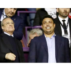 Florentino Pérez y Ronaldo en el palco de Zorrilla en pasadas temporadas. / RV