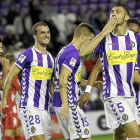 Samuel celebra un gol con el Valladolid.-J.M.L.