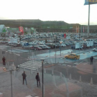Aparcamiento de Rio Shopping acordonado-EL MUNDO