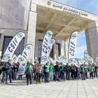 Imagen de archivo de la concentración frente a la delegación territorial de la Junta organizada por CSIF León para exigir la jornada laboral de 35 horas para los trabajadores públicos-E.M