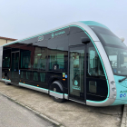 Nuevo bus eléctrico articulado, en las instalaciones de Auvasa. E. M.