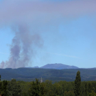 Imagen del incendio que ha tenido lugar en la localidad de San Miguel de Langre (León).-ICAL