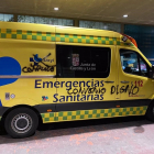 Ambulancia con pintadas en Valladolid. - EUROPA PRESS