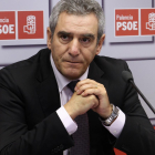 El diputado nacional del PSOE por la provincia de Palencia, Julio Villarrubia, mantiene un encuentro con los medios de comunicación para hacer balance del final de la actual legislatura.-ICAL