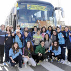 La plantilla del Aula Cultural antes de partir en autocar hacia Castellón-VALENTÍN G. GARIBAY