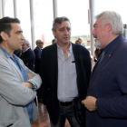 El secretario regional de CCOO, Vicente Andrés, junto al secretario de Empleo, Política Institucional y Diálogo Social, Saturnino Fernández, y el procurador de Cs, José Ignacio Delgado.-ICAL