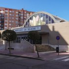 Barrio de Las Delicias, Mercado Las Delicias en el Paseo de San Vicente.- J. M. LOSTAU
