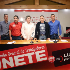 Los miembros del Comité de Empresa de Lauki, acompañados por representantes de CCOO de Industria y los Secretarios de Acción Sindical de UGT y CCOO Castilla y León-ICAL