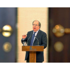 El presidente de la Junta, Juan Vicente Herrera, durante su intervención ayer en la presentación de los presupuestos.-ICAL