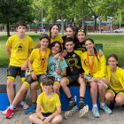 Adrián Alonso, en el centro junto al resto de participantes del Rolling Lemons en el circuito alevín, infantil y juvenil. / E. M.