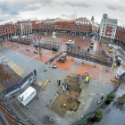 Vista aérea de la Plaza Mayor en la mañana de ayer, libre de obstáculos de obras.-J.M. LOSTAU