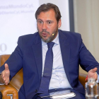 Óscar Puente, en el Club de Prensa.-J.M.LOSTAU