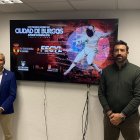 Daniel Bravo y José Luis Abajo ‘Pirri’ en la sede de la Federación de Esgrima de Castilla y León en Valladolid.