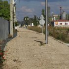 Obras del carril bici del camino viejo de Simancas, sin rematar desde hace meses.