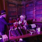 Vaelo-Asociación para el Desarrollo Rural instala La Villa de la Navidad en Paredes de Nava (Palencia) mientras Papa Noel y sus ayudantes clasifican las cartas y preparan los regalos