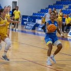 Johanna Morton con el balón en un duelo ante Mataró.