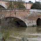 Crecida del río Adaja a su paso por Valdestillas en una imagen de archivo