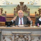 Irene Carvajal, Jesús Julio Carnero y Francisco Blanco en el Ayuntamiento de Valladolid