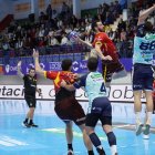 Imagen del partido que jugó el Recoletas en Puente Genil, con derrota (29-28), en la primera vuelta.