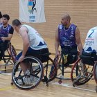 Un momento del partido entre Fundación Aliados y Porto Torres.