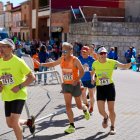 Un momento de la carrera de las Cinco Leguas a su paso por Villanubla.