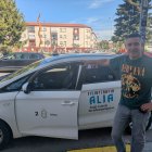 Carlos posa antes de emprender el viaje de vuelta a Ponferrada