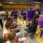 Paniagua en un tiempo muerto del UEMC Real Valladolid.