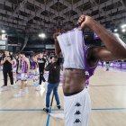 Imagen del UEMC Real Valladolid Baloncesto-Menorca, el partido que lleva al descenso.