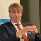 El secretario general del PSOE CyL, Carlos Martínez, en el Club de Prensa de El Mundo de Castilla y León