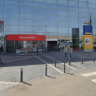 Entrada del centro comercial de Arroyo de la Encomienda