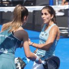 Beatriz Caldera en los octavos de final junto a su compañera Carmen Goenaga.
